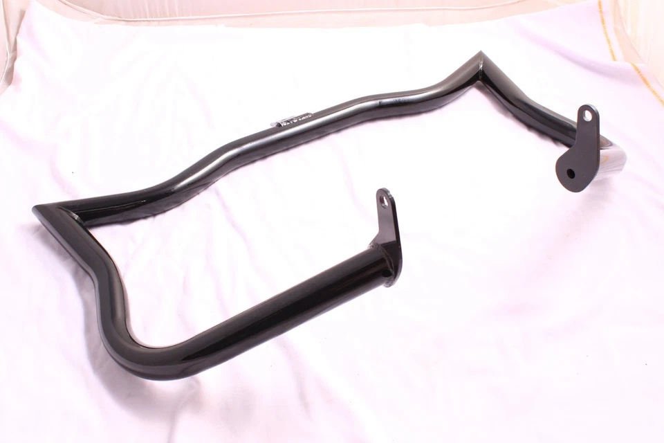 Protector de motor choque HighwayBar apto para Harley Softail Slim Heritage Fatboy Lo 2000-17 Foto 2 de 4