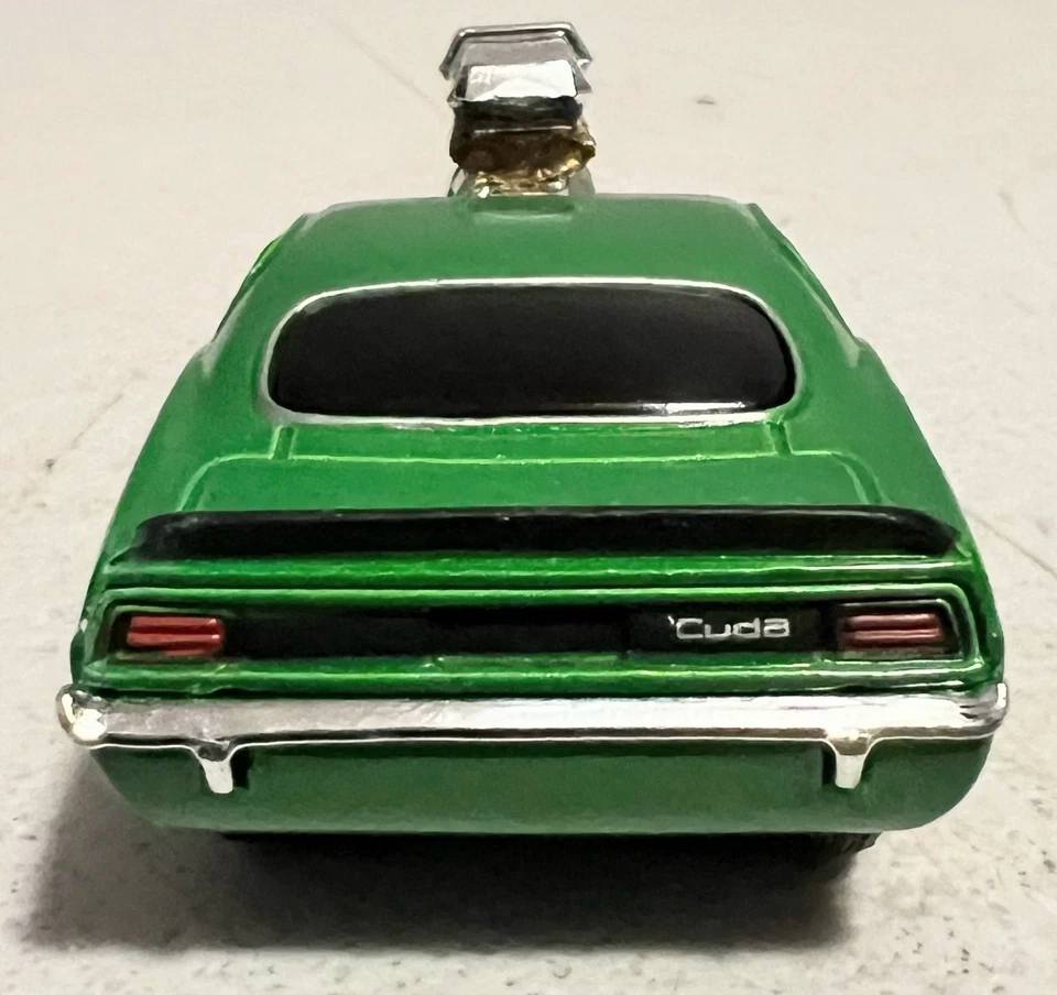 MUSCLE MACHINES 1970 PLYMOUTH  CUDA 1/64  --  70 CUDA - Image 2 of 4