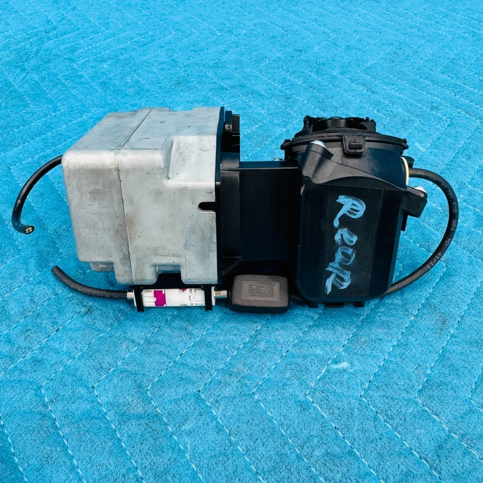 Módulo de control de cámara de visión trasera BMW 650i 2012-2014 OEM 66539240358 Foto 4 de 4