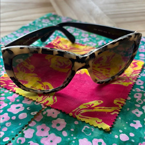Authentic Kate Spade Tortoise Acetate Cat-Eye Sunglasses