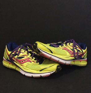 saucony hurricane womens 9.5