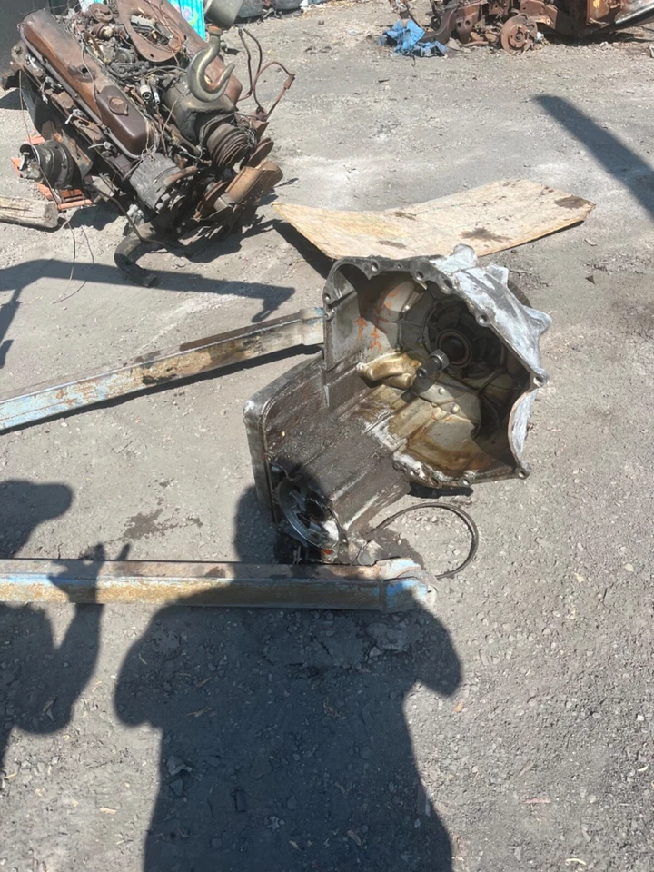 1975 cadillac el dorado transmition - Image 2 of 2