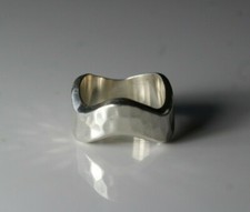 Vintage Hammered Sterling Silver Wide Wavy Band Ring Size 8.25