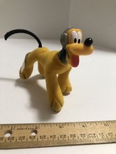 McDonald's Disney Pluto House Of Mouse Plush Poseable Toy, 4 in Series, 2001