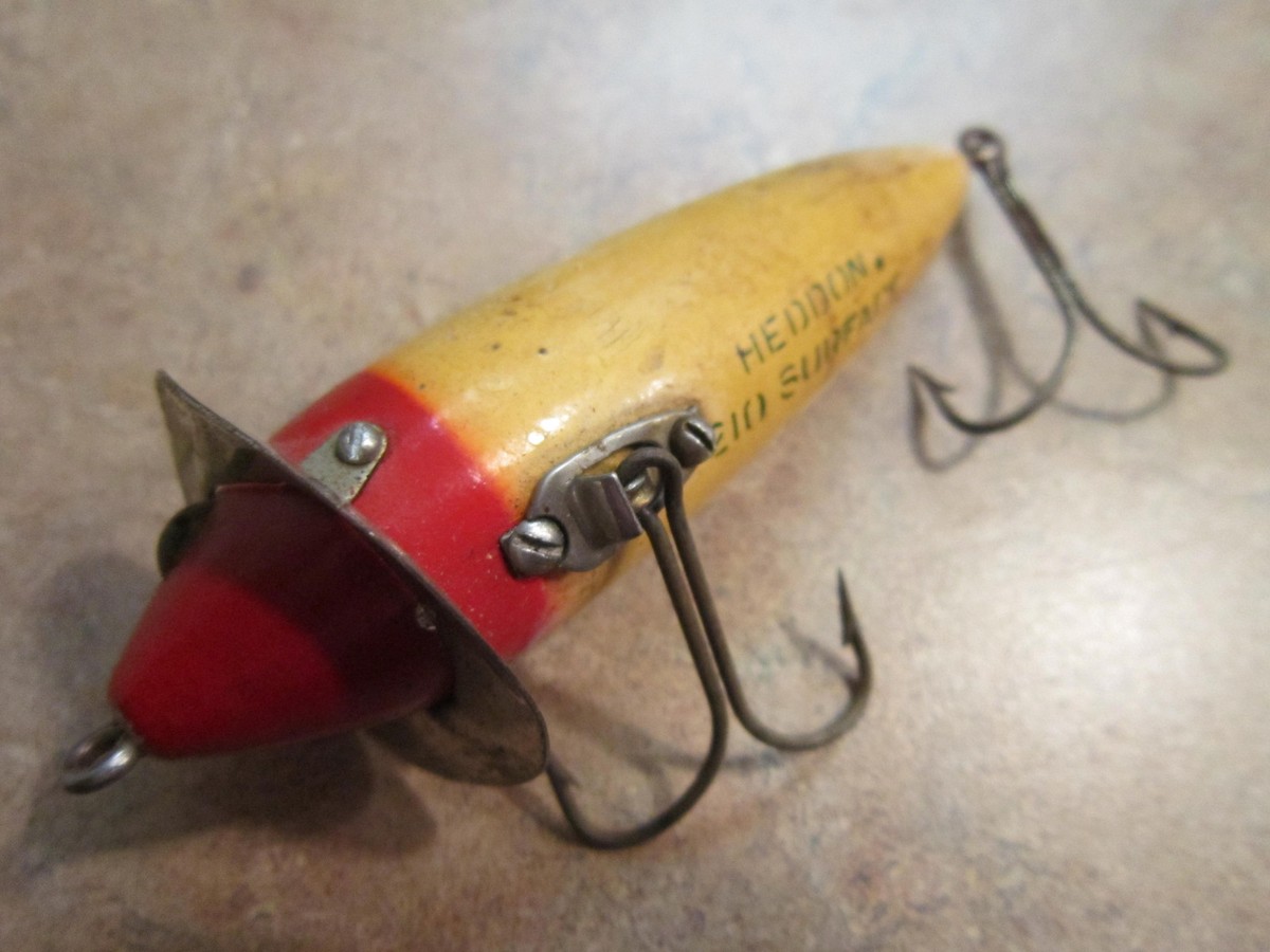 VINTAGE HEDDON RED/WHITE 210 SURFACE LURE | eBay