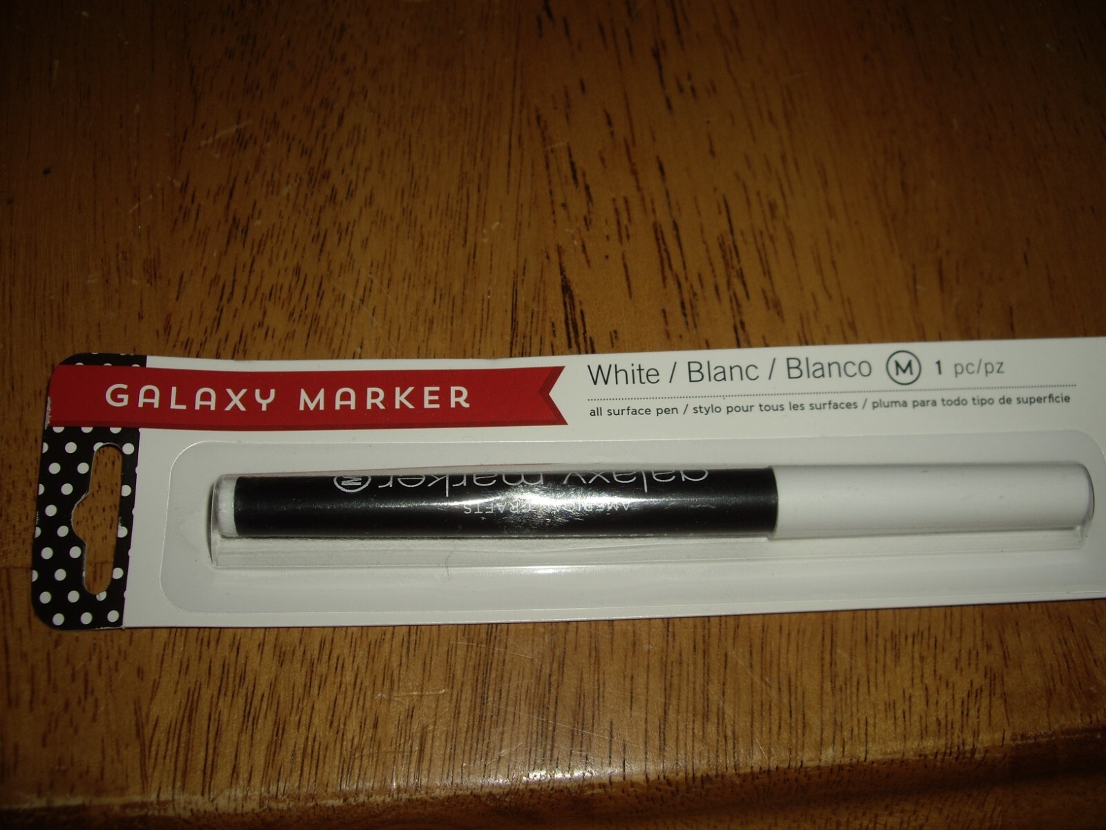 T1 NEW Galaxy Marker White Medium Point American Crafts Mult