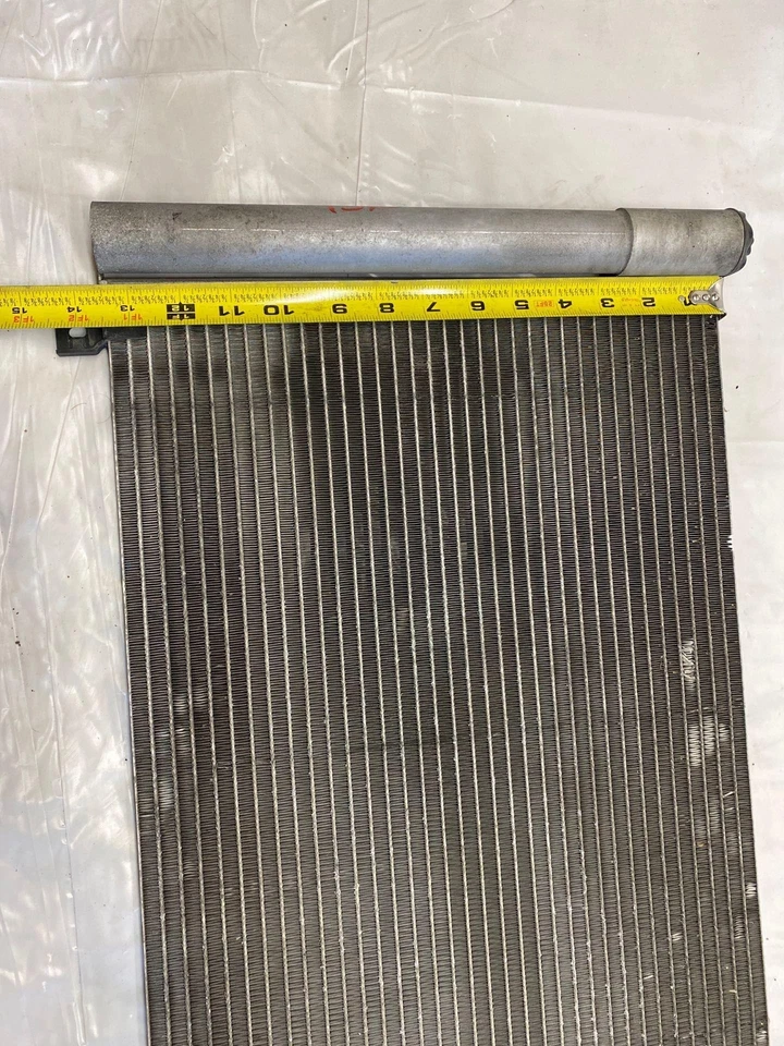 2007 - 2010 MINI COOPER Hatchback 4 cilindros condensador de ar condicionado 1.6L - Imagem 4 de 4