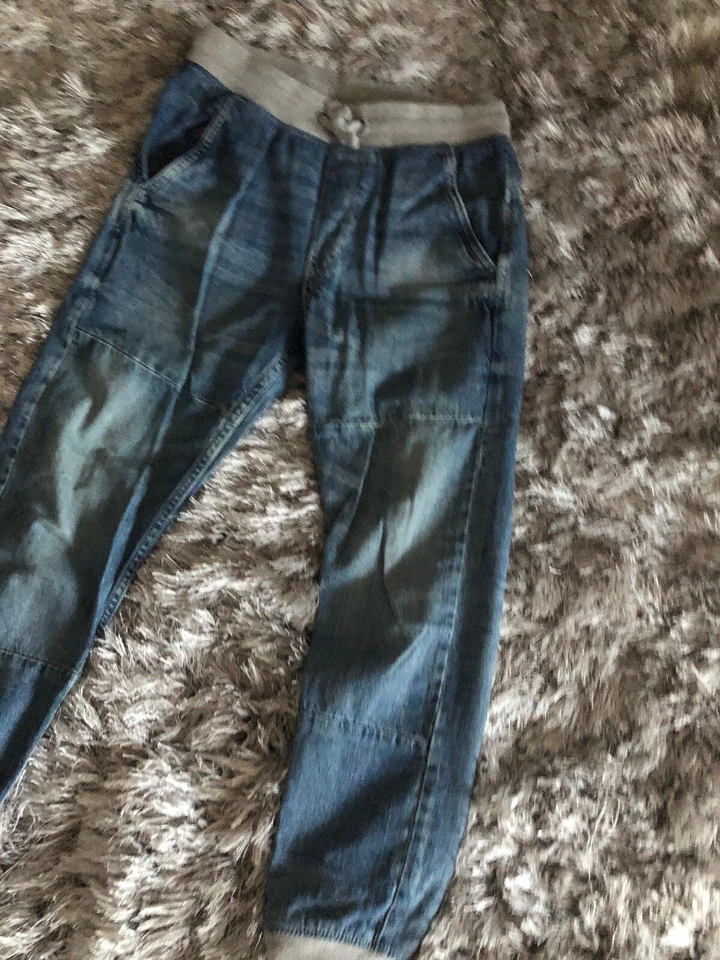 Pantalones de mezclilla H&M para niños talla 11-12 ¡gran calidad! Foto 3 de 4