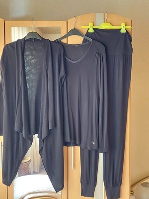 Modischer Yoga- oder Wellnessanzug, 3 teilig , Gr. 40, in Schwarz,  Esprit , Neu