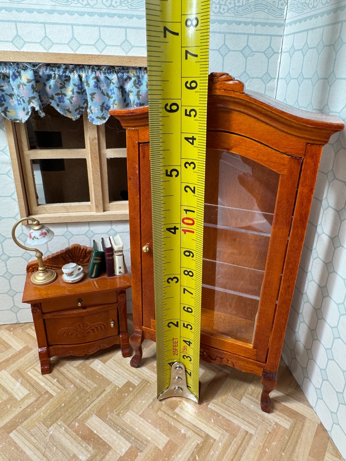 Germany Dollhouse Miniatures Reutter Porcelain Cabinet & Side Table