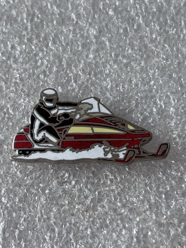 Pin’s Snowmobile Snow Mobile