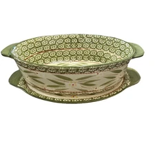 Temptations Old World Green Oval Baker w/ Underplate