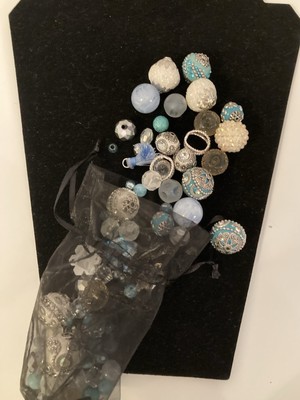 Jesse James Fancy Bead Mix: Holiday In Ice Collection