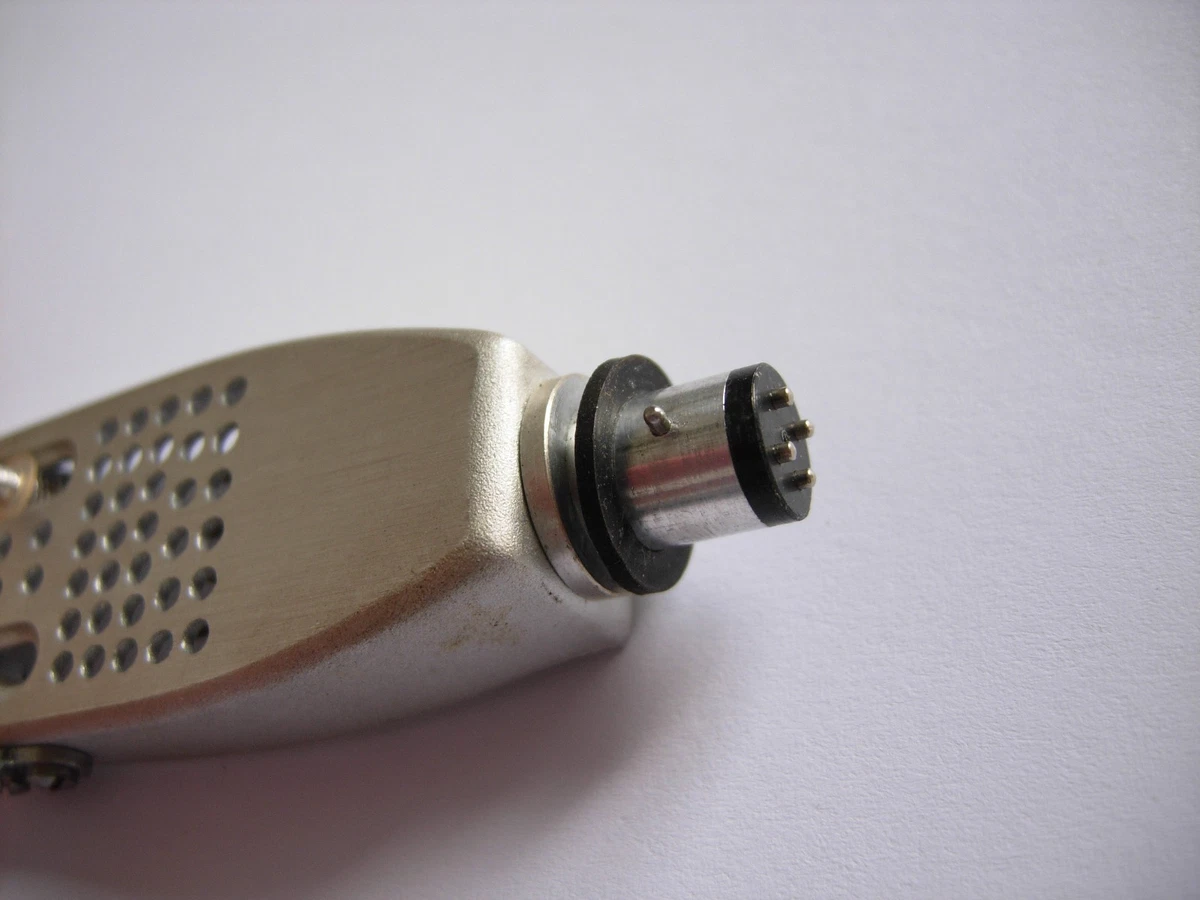 Original SANYO Headshell con conexión SME con cables, tornillos