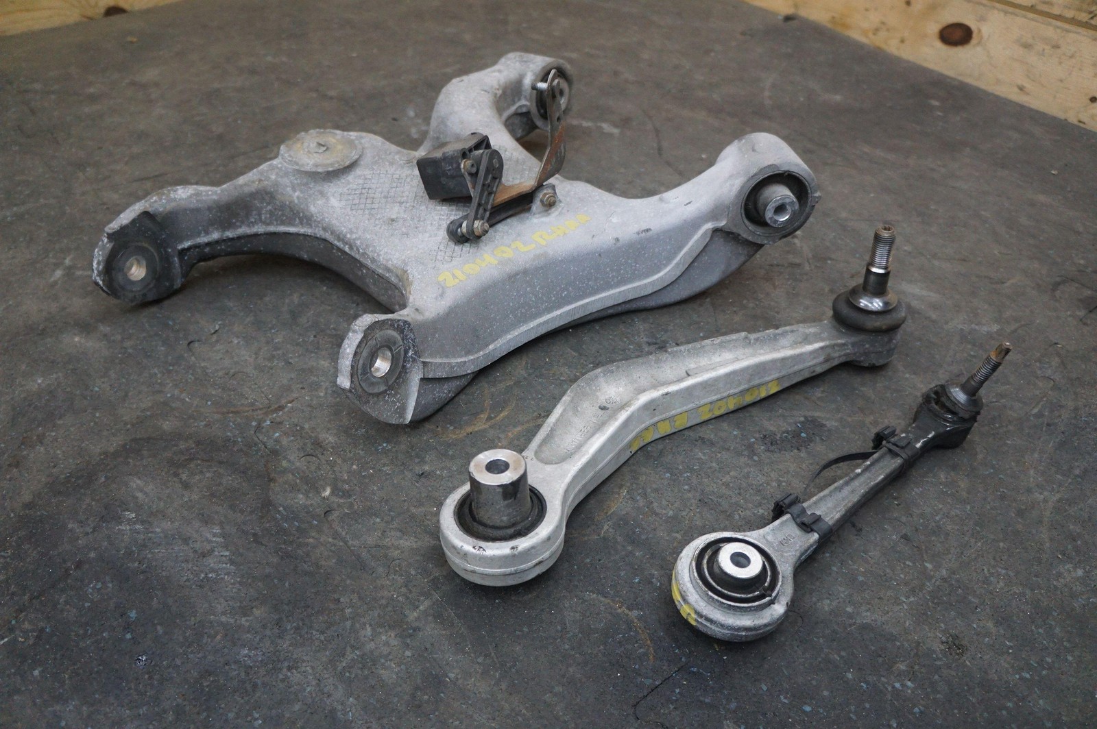 Set 3 Right Rear Upper Lower Control Arm 33326758996 Rolls Royce Phantom 2003-17