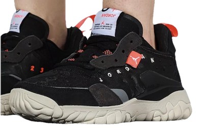 Jordan Turnschuhe Damen Delta 2 React Größe 3,5 UK Turnschuhe