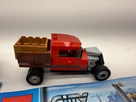 Lego City Police Dog Unit 60048 Complete W/Mini-figures & Instruction Books