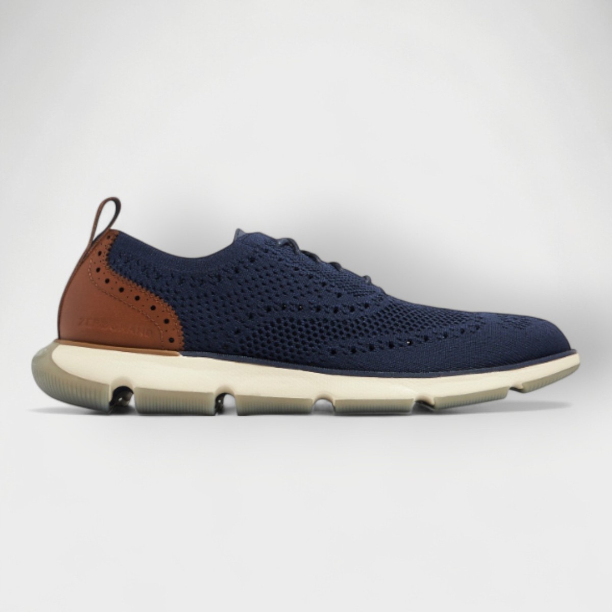 Cole Haan 4.ZEROGRAND Stitchlite Wingtip Oxford Men