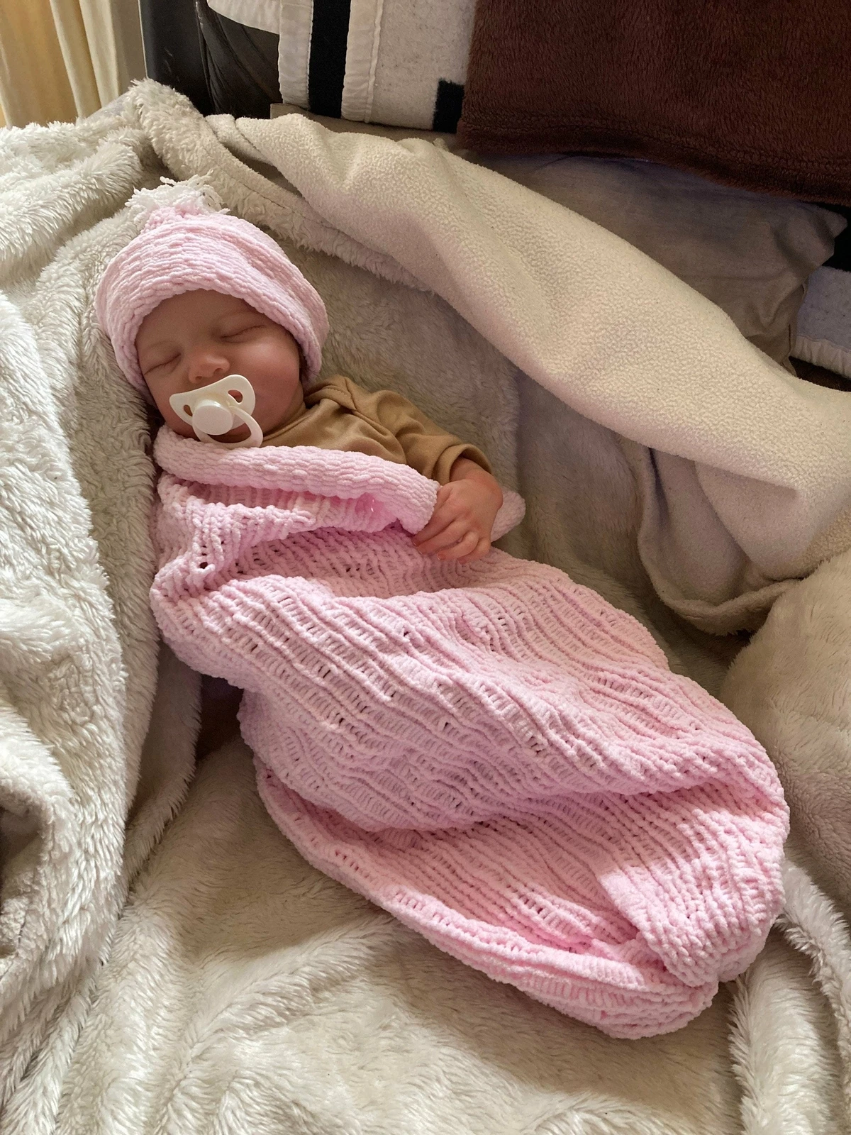 Unique Luxury Hand Made Knitted Baby cocoon & hat set
Opens in a new window or tab