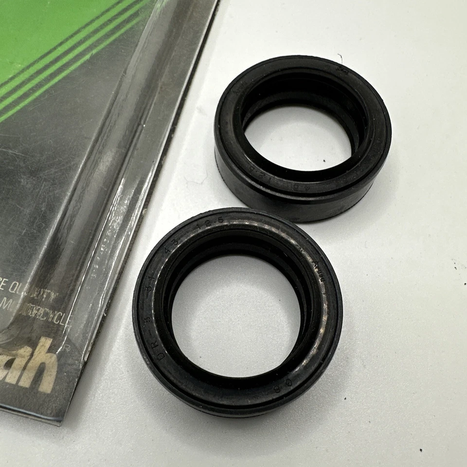 Sellos de horquilla para Honda XL125 XL175 Kawasaki KE125A3-A8 #R1 Foto 2 de 4