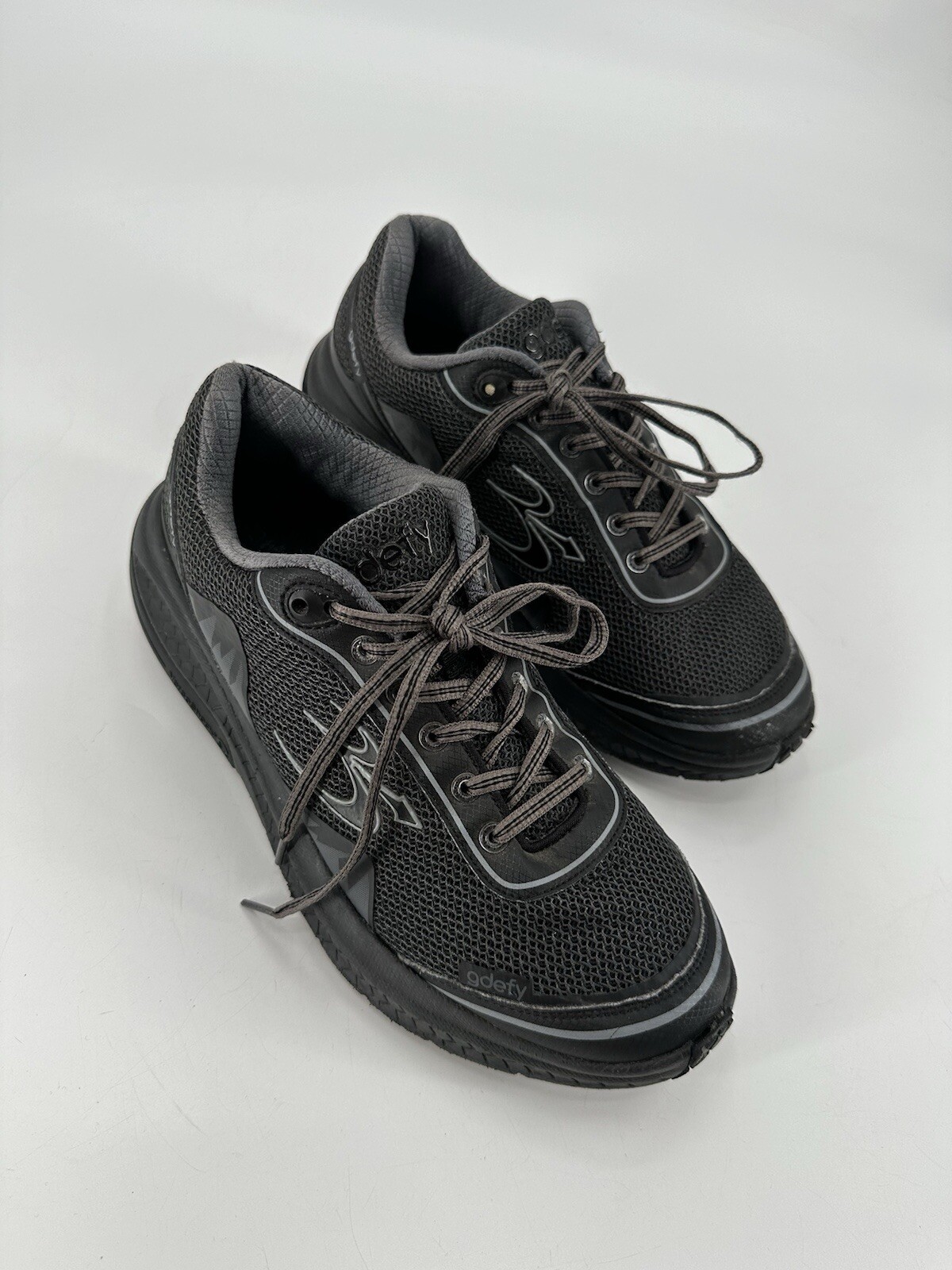 SAOLA Scarpe da passeggio Gdefy Gravity Defyer Mighty Walk da uomo taglia 10 nere sneakers