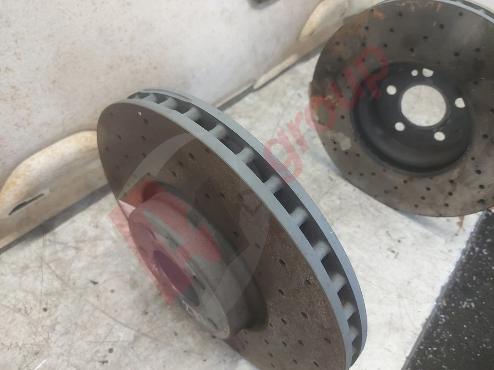 PAIR BREMBO BRAKE DISCS 09D52923 FOR MERCEDES E CLASS 09D52923 - Image 2 of 4