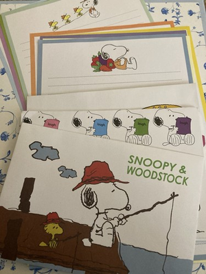 #ad Snoopy stationary ten letter sheets ten envelopes $15.00
