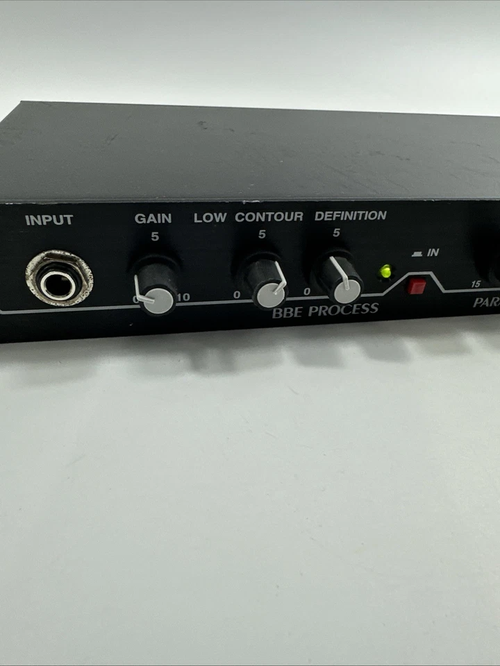 BBE 386 原声前置放大器 - 机架齿轮效果 — 第 3/4 张图片