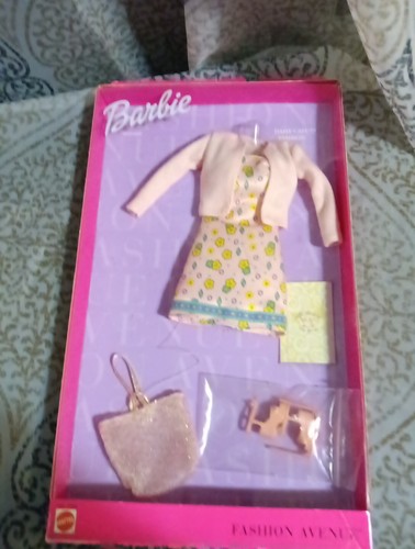 Barbie Daisy Cafe Outfit Fashion Avenue 2000 Mattel #25702 - Bild 4 von 5