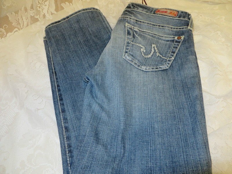 AG ADRIANO GOLDSCHMIED The Casablanca Jean 27R Straight Leg