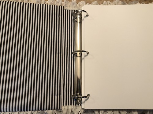Wedding / Anniversary HEART PHOTO FRAME Black Off White Photo Album / Scrapbook - Picture 2 of 2