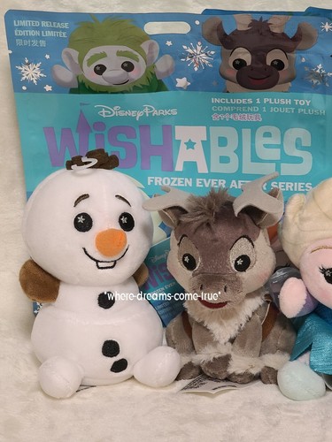 Disney Wishables Frozen Set Anna Elsa Grand Pabbie Sven Olaf Plush with Bags - Picture 2 of 4