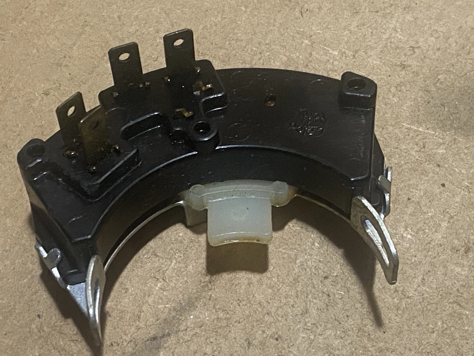 Interruptor de backup de segurança neutro GM 1993404 -- 1967 1968 Caprice Impala com Auto Trans - Imagem 3 de 4