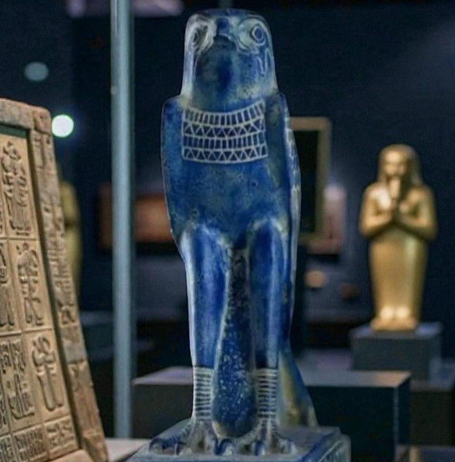 A RARE Ancient Egyptian Antiquities Egyptian God Horus Egyptian Falcon Figure Bc