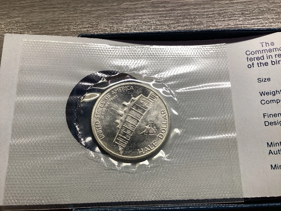 1982 Washington Uncirculated Commemorative Silver Half Dollar Box COA 60825 21 - Image 3 of 3