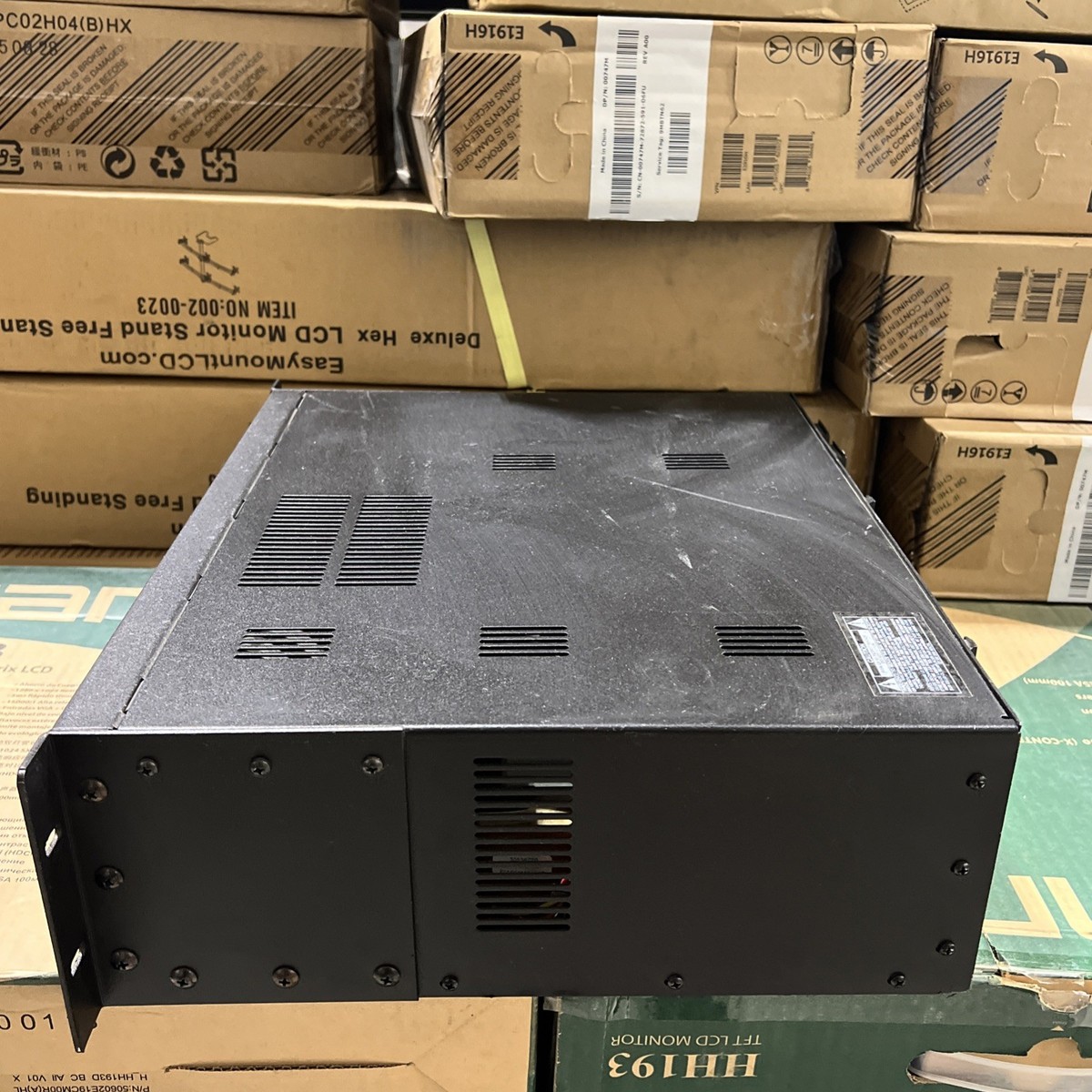 Architectural Acoustics by PEAVEY PZS-140RA Multi-Zone Mixer