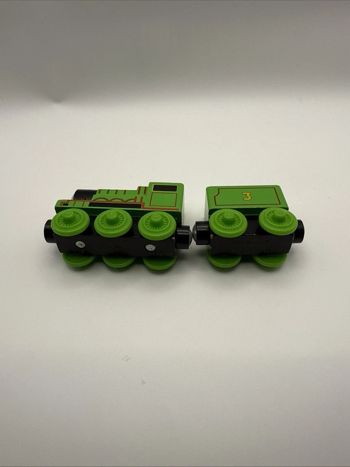 Tren de madera Thomas Henry & Henry's Tender GHK13 Fisher Price Foto 2 de 4