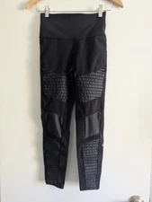 Alo  black  leggings size S