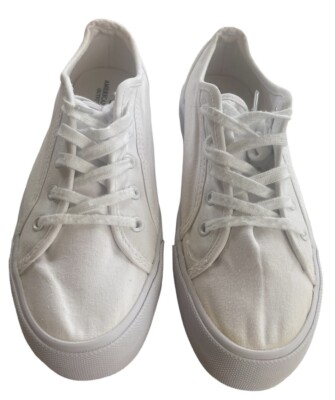 Sneakers For Womens Size 12 White Canvas Shoes American Eagle Outfitters  White Canvas Shoes Women's Size Casual Sneaker NOS