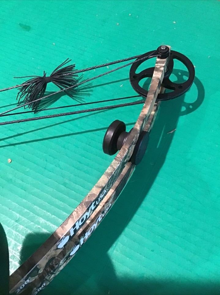 Vintage Kwikee Kwiver Bow Quiver Original 4-Arrow with box