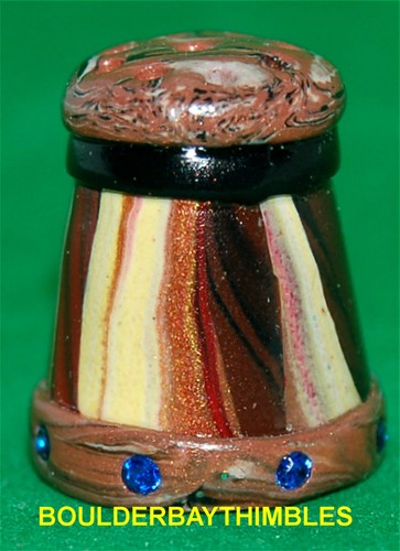BOULDER BAY THIMBLE - FAUX TIGERWOOD #SB1 with BLUE CRYSTALS - Picture 3 of 4