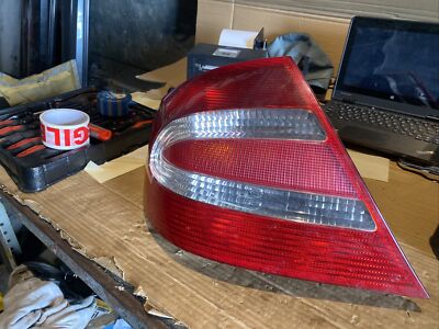 Mercedes benz Clk w209 2002-2007 drivers side rear light a2098200264