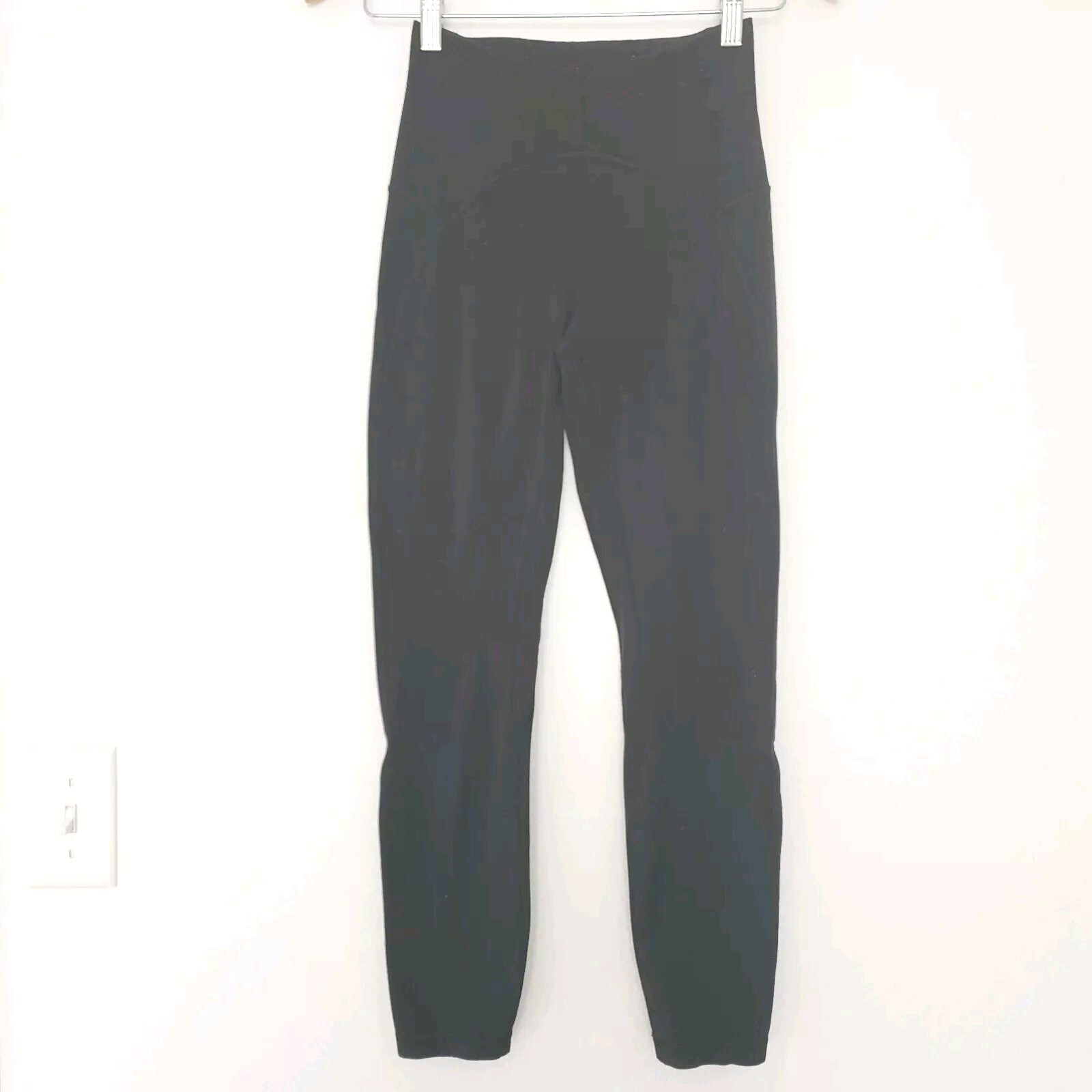 Lululemon Unlimit High-Rise Tight 25" Keyhole W5CPZS Black Leggings Size 4