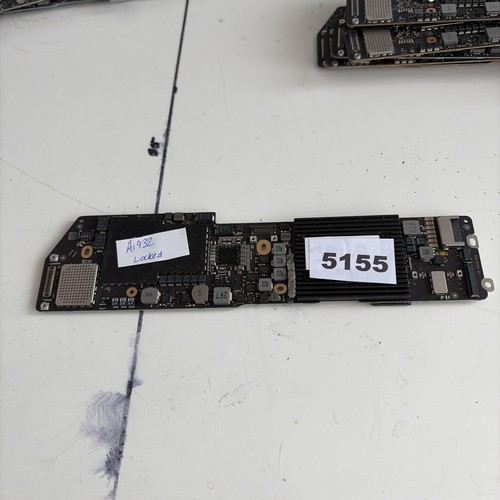 MacBook A1932 Logic Board AUSVERKAUF 5155 defekt