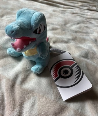 Pokémon Center Totodile Sitting Cuties Plushie Pokemon Z-A Nintendo NWT 5.5 