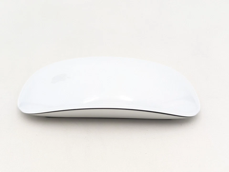 Apple Magic Mouse Wireless USB-C Multi-Touch Surface In White MXK53AM/A (A3204) - Image 4 of 4