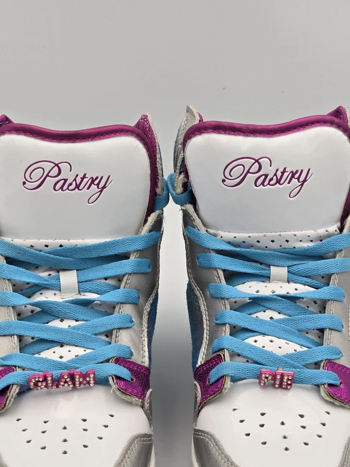 Tênis Feminino Pastry Glam Pie Hi-Top 10 Prata Azul Rosa Retrô - Imagem 4 de 4
