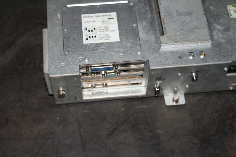 INVENSYS Wonderware Operator Interface Panel TPC-15X-AB, SA1 - Image 3 of 4