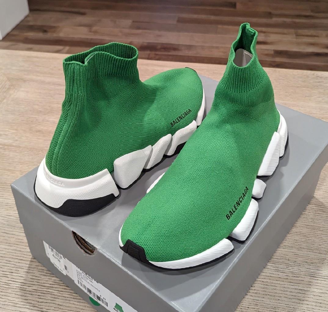 balenciaga speed trainer green