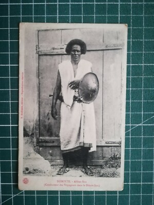 TN001 CPA BE Foto um 1900 Dschibuti Abban Issa Fahrer Reisende Wüste